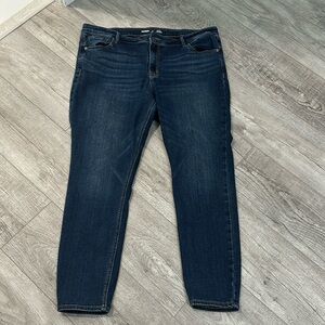 Old Navy Rockstar Mid Rise Super Skinny